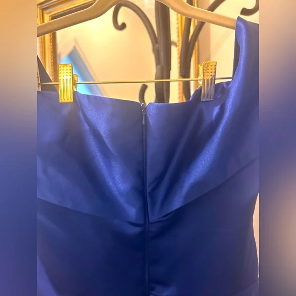 A-line Elegant Off-Shoulder Blue Gown - Picture 13 of 15